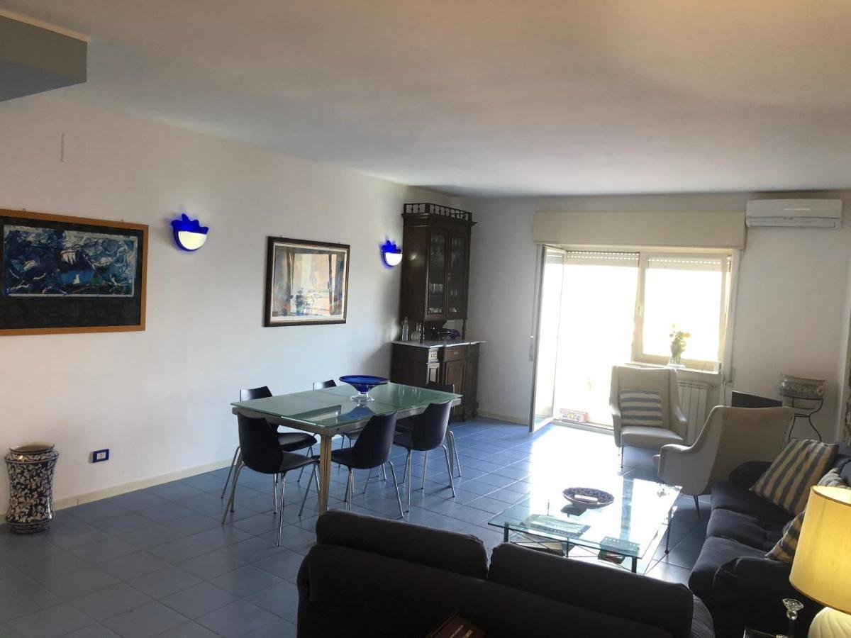 Taormina Center Apartment With Sea View ภายนอก รูปภาพ