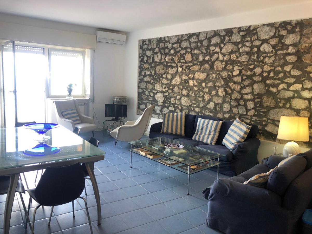 Taormina Center Apartment With Sea View ภายนอก รูปภาพ